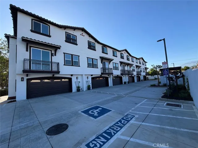 1444 W Stoneridge Court, Ontario, California 91762