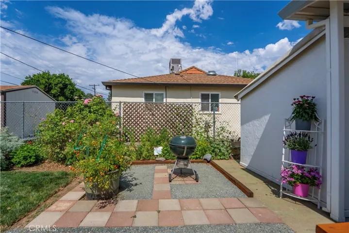 1450 Walnut, Red Bluff, California 96080