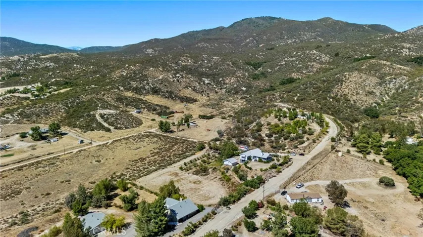 39195 Leathers, Aguanga, California 92536