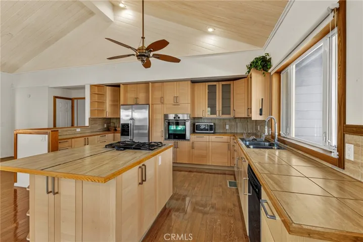 39195 Leathers, Aguanga, California 92536