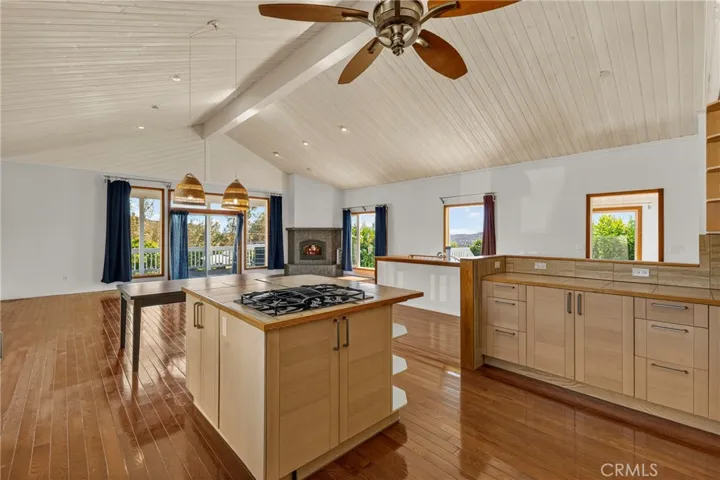 39195 Leathers, Aguanga, California 92536