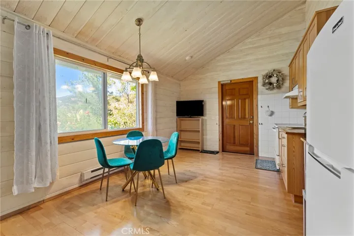 39195 Leathers, Aguanga, California 92536