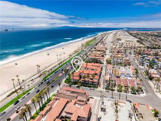 2000 Pacific Coast Hwy 108, Huntington Beach, California 92648
