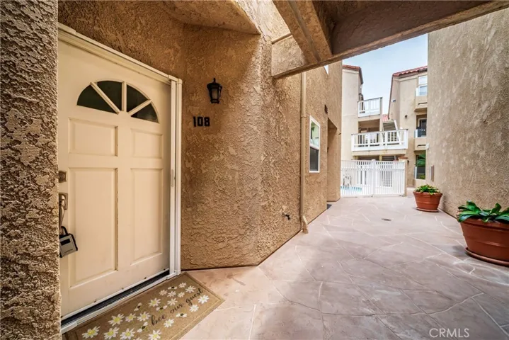 2000 Pacific Coast Hwy 108, Huntington Beach, California 92648