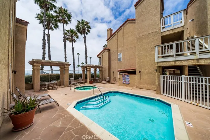 2000 Pacific Coast Hwy 108, Huntington Beach, California 92648