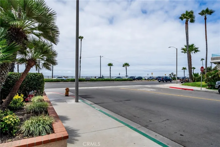 2000 Pacific Coast Hwy 108, Huntington Beach, California 92648