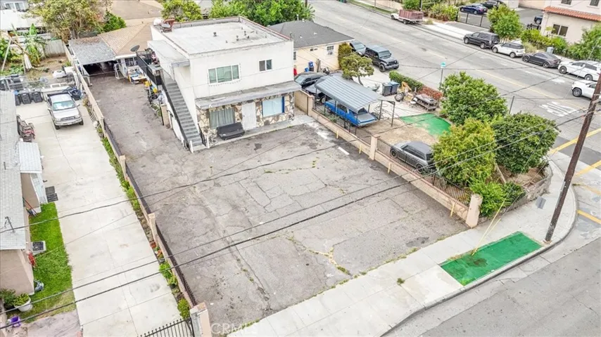 608 E Central Avenue, Santa Ana, California 92707