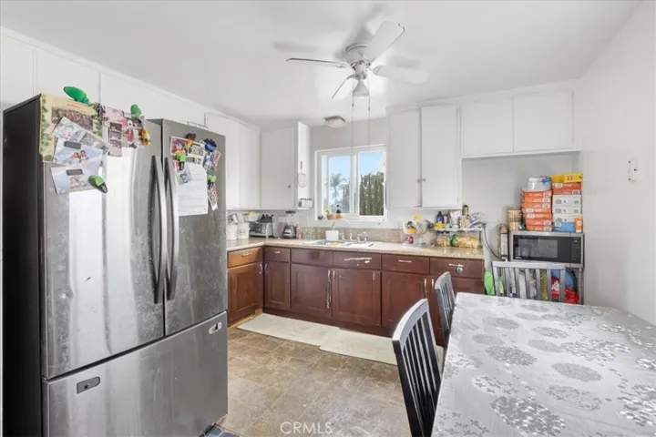 608 E Central Avenue, Santa Ana, California 92707