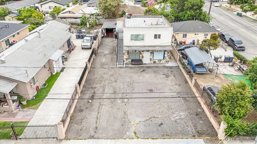 608 E Central Avenue, Santa Ana, California 92707