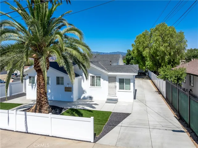 111 S South Lindsay Street, Lake Elsinore, California 92530