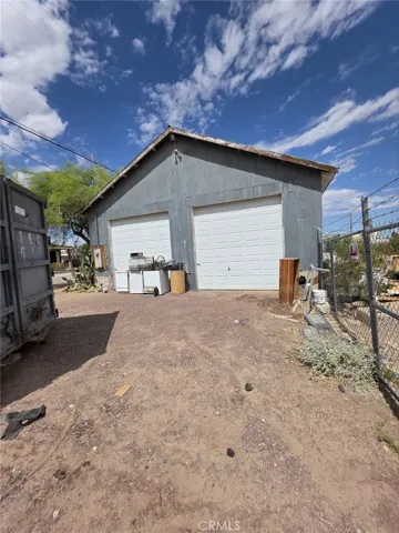 35800 South Street, Daggett, California 92327