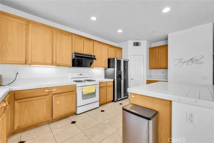 14679 Decoy Lane, Fontana, California 92336