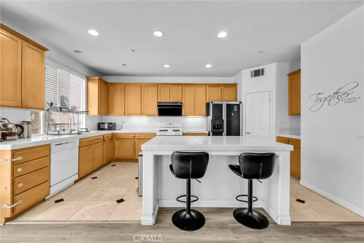 14679 Decoy Lane, Fontana, California 92336