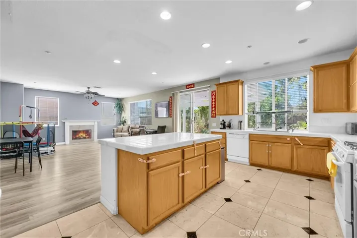 14679 Decoy Lane, Fontana, California 92336