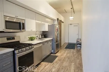 420 S San Pedro 222