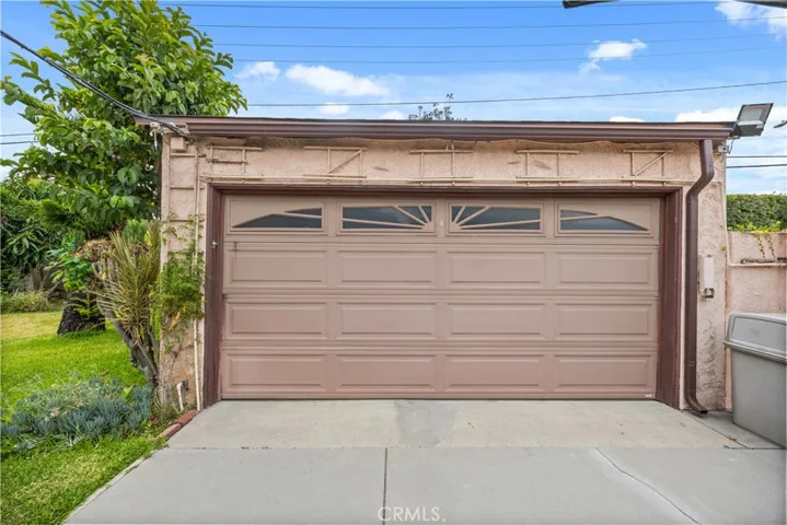 2 car Garage