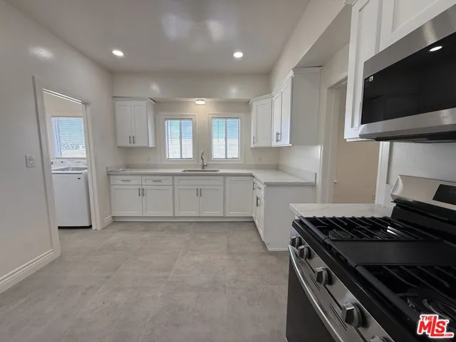 1462 W 36th Street 1462 1/2, Los Angeles, California 90018