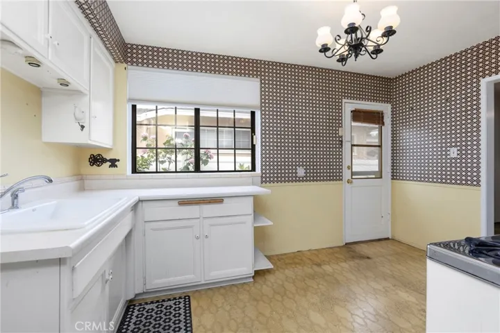 11927 Los Coyotes, La Mirada, California 90638