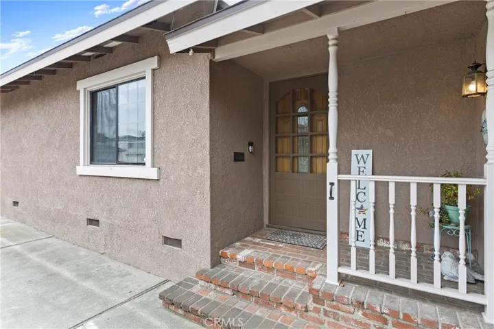 11927 Los Coyotes, La Mirada, California 90638