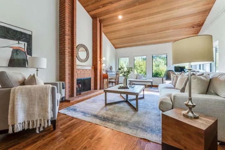 10675 Clubhouse Lane, Cupertino, California 95014
