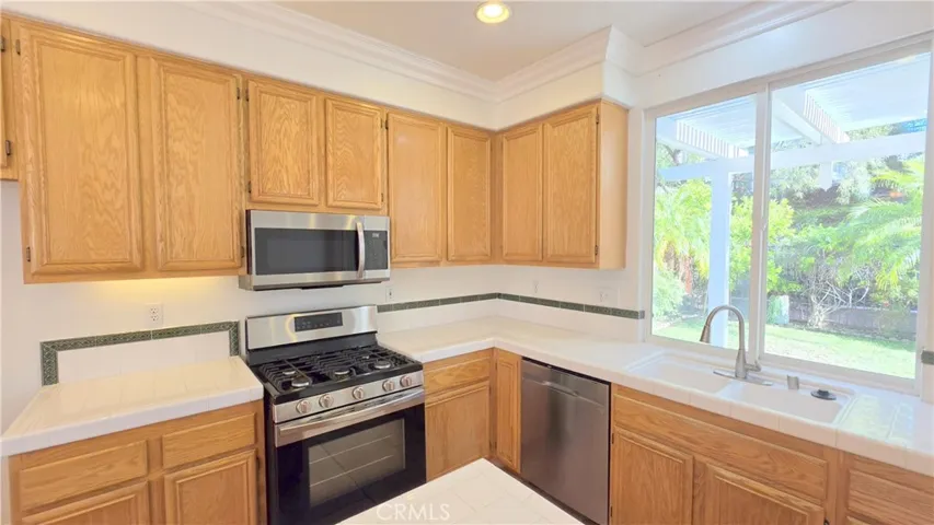 324 Lydia Lane, Corona, California 92882