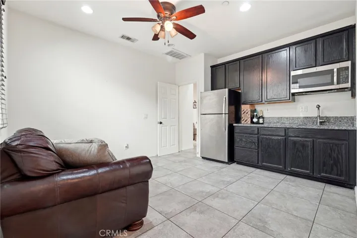 18332 Cayenne, San Bernardino, California 92407