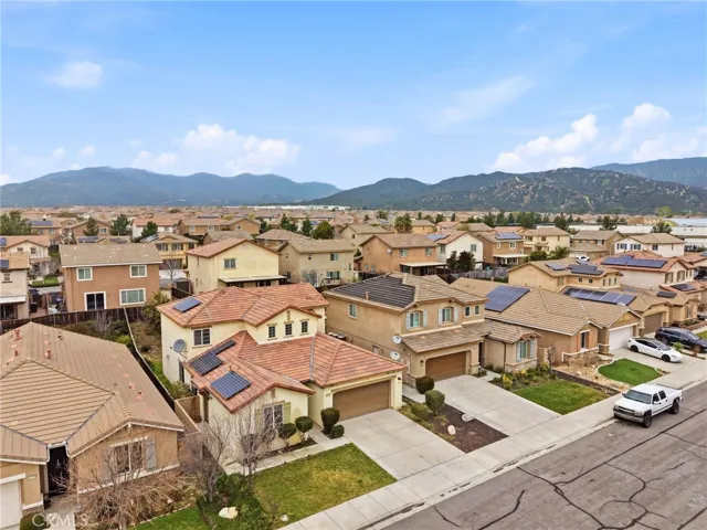 18332 Cayenne, San Bernardino, California 92407