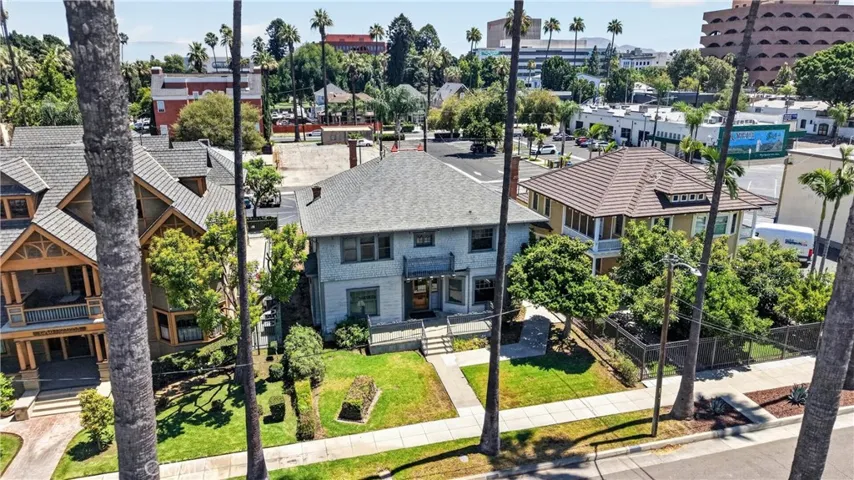 3875 11th, Riverside, California 92501