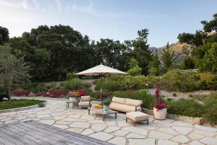25 Miramonte Road, Carmel Valley, California 93924