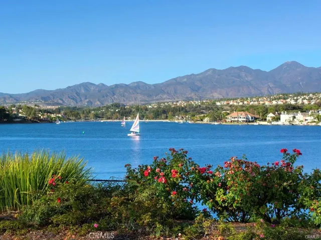 28162 Via Pondal, Mission Viejo, California 92692