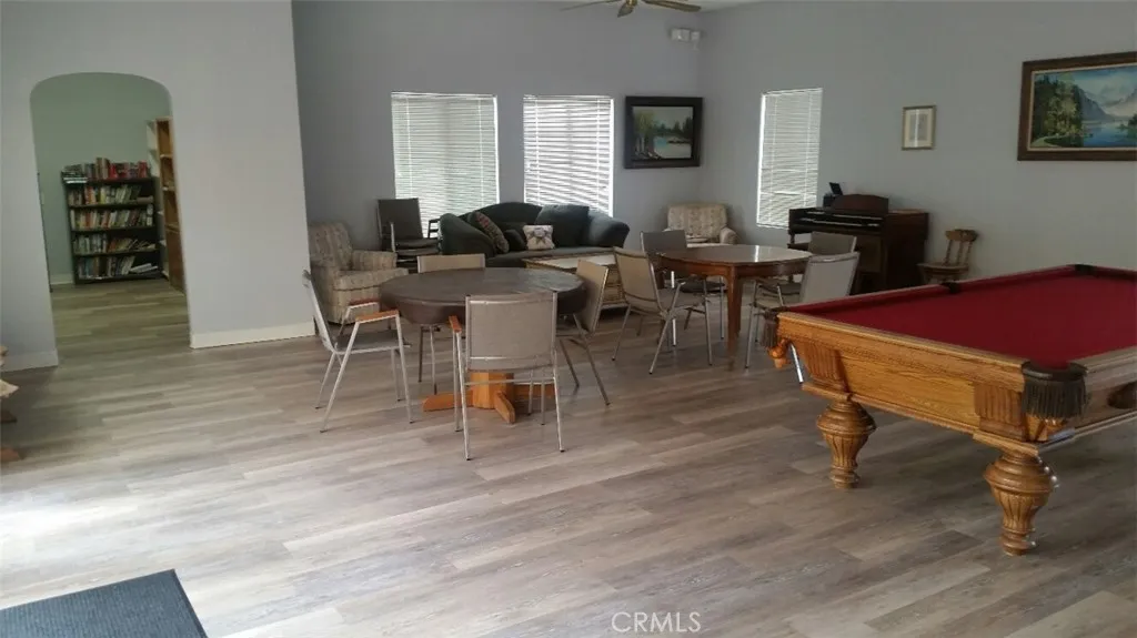 OASIS ROOM FOR COMMUNITY PARTIES