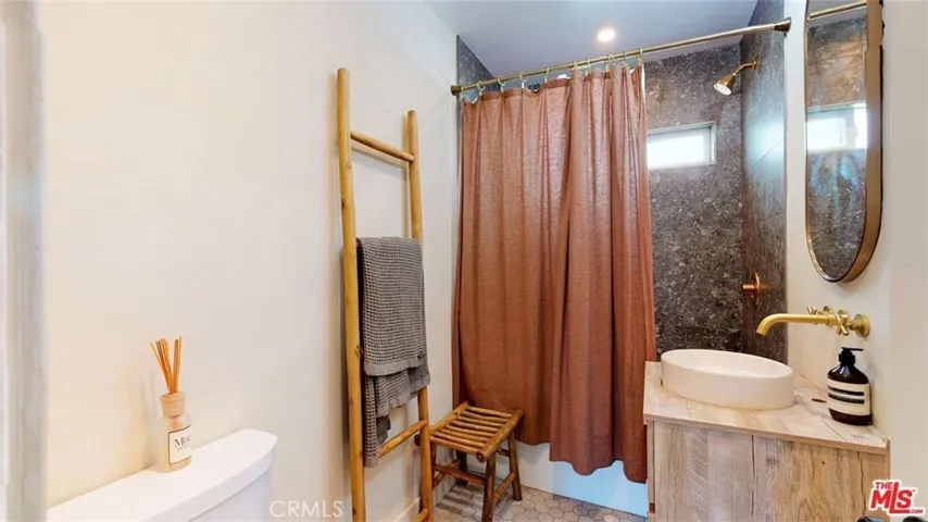 1225 Colorado, Los Angeles, California 90041