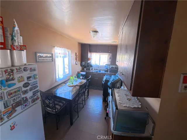 Unit 2245 
Kitchen