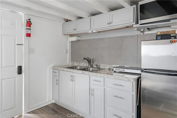 Unit Kitchen Area