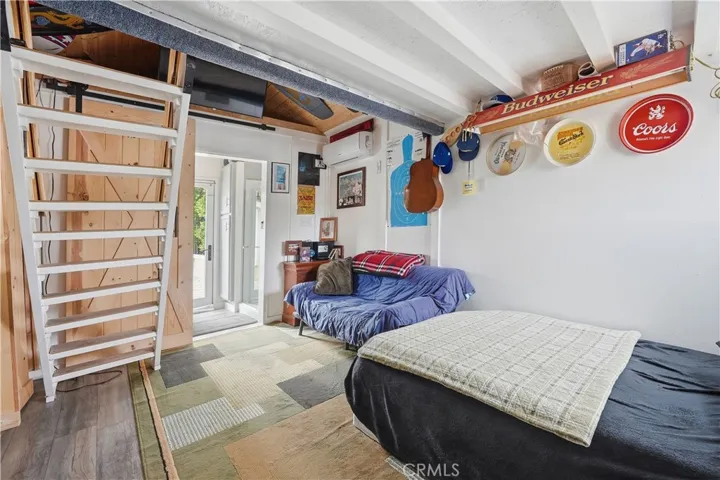 Unit Interior