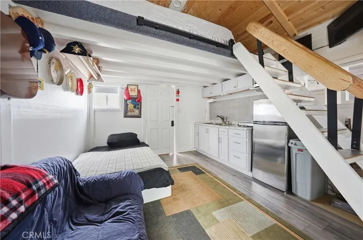 Unit Interior