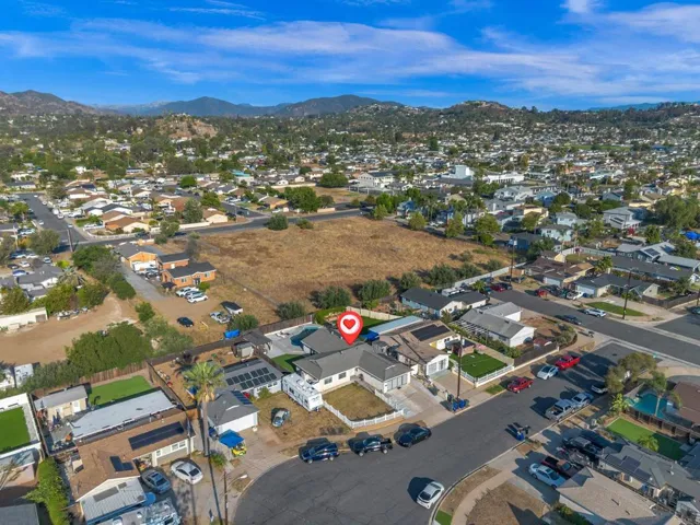 133 N Stephanie Ln, El Cajon, California 92019