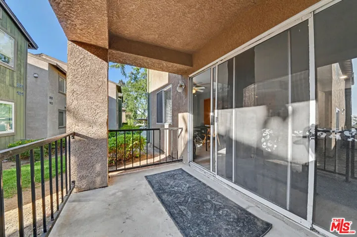 2596 Avenida Del G104, Corona, California 92882