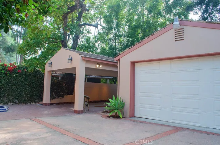 606 N El Molino Avenue, Pasadena, California 91101