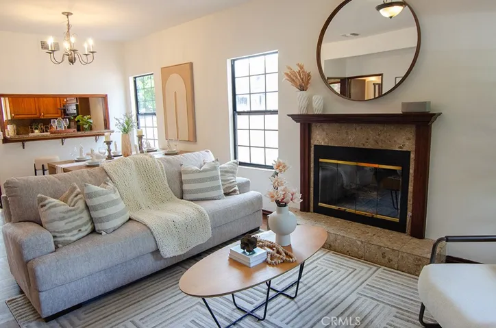 606 N El Molino Avenue, Pasadena, California 91101
