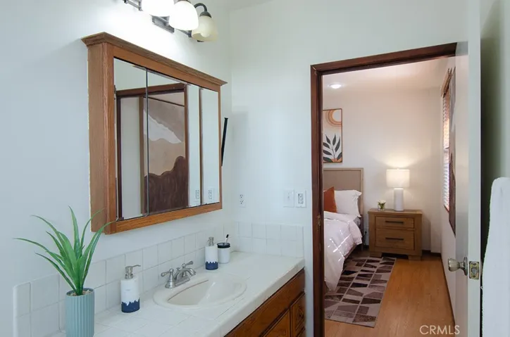 606 N El Molino Avenue, Pasadena, California 91101