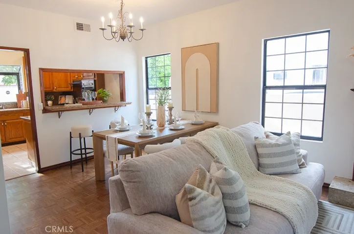 606 N El Molino Avenue, Pasadena, California 91101