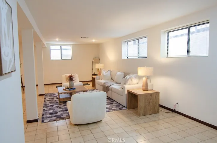 606 N El Molino Avenue, Pasadena, California 91101