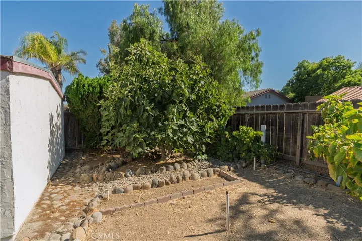 2115 S 11th Street, Los Banos, California 93635