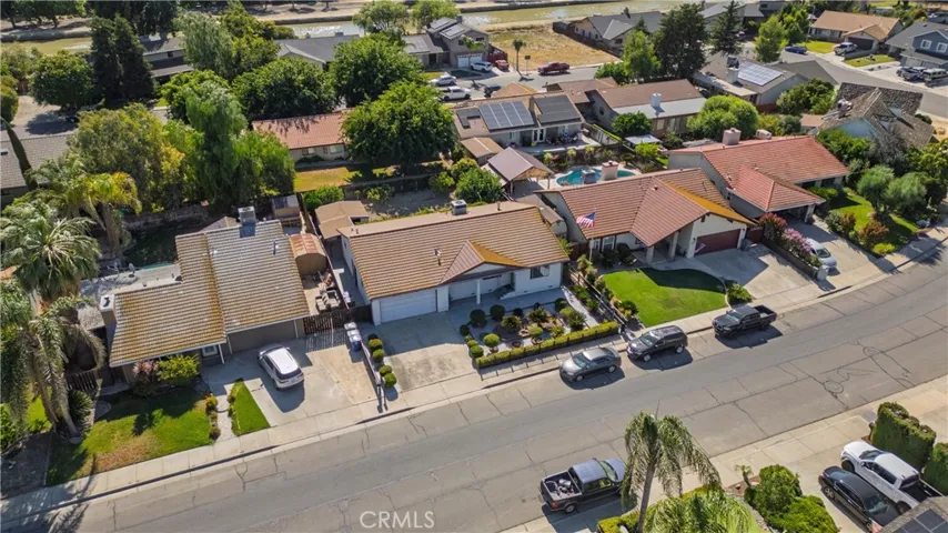 2115 S 11th Street, Los Banos, California 93635
