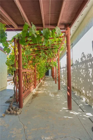 2115 S 11th Street, Los Banos, California 93635