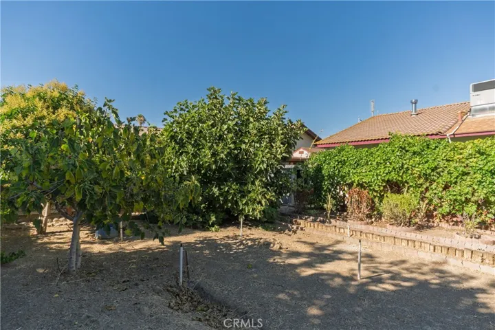 2115 S 11th Street, Los Banos, California 93635
