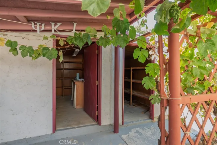 2115 S 11th Street, Los Banos, California 93635