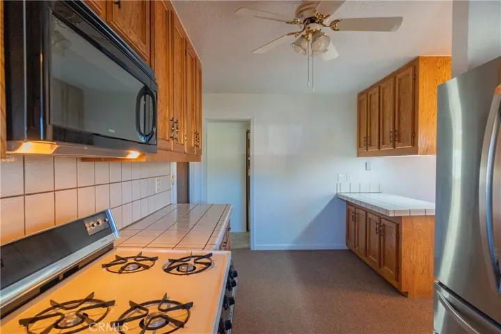 2115 S 11th Street, Los Banos, California 93635