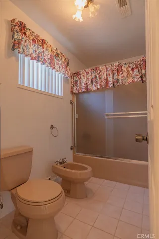 2115 S 11th Street, Los Banos, California 93635